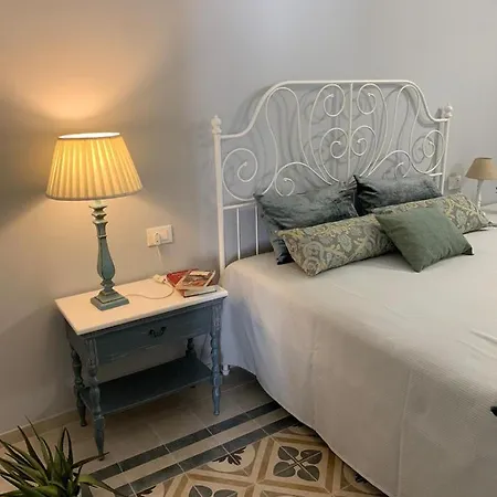 Puglia D'amare 住宿加早餐酒店 利扎诺